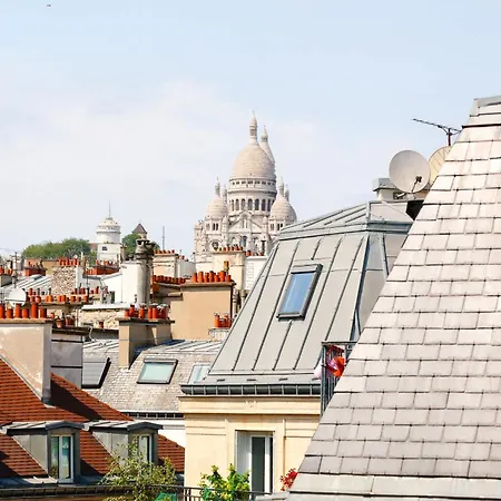 Bm Face Au Sacrecoeur Escapade A Deux Париж
